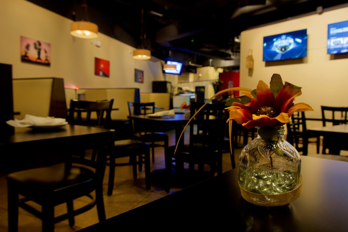 Khao Thai And Sushi At Scottsdale